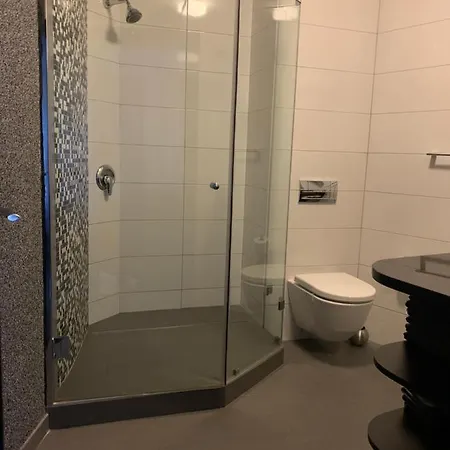 La Perla * 沃迪切